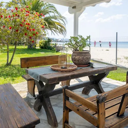 Villa παραθαλάσσια Néos Marmarás