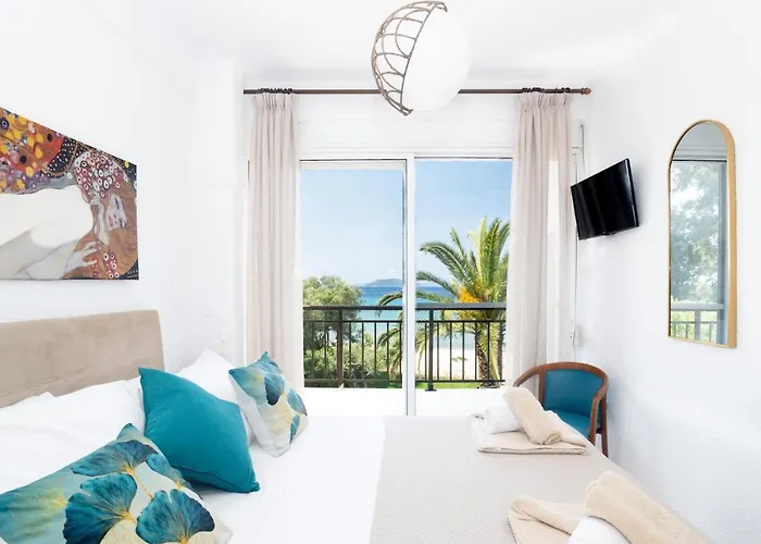 παραθαλάσσια Villa *