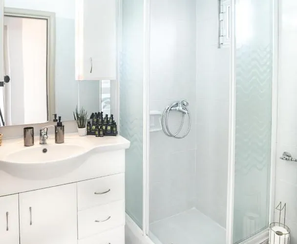 παραθαλάσσια Villa *