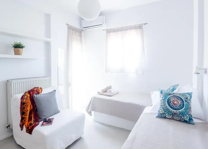 παραθαλάσσια Néos Marmarás