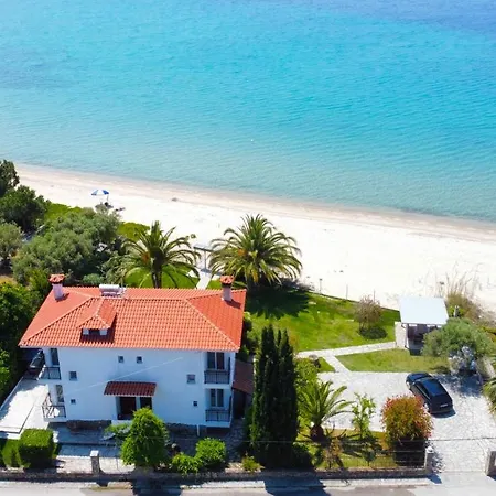 παραθαλάσσια ネオス・マルマラス