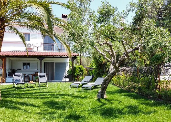 παραθαλάσσια *